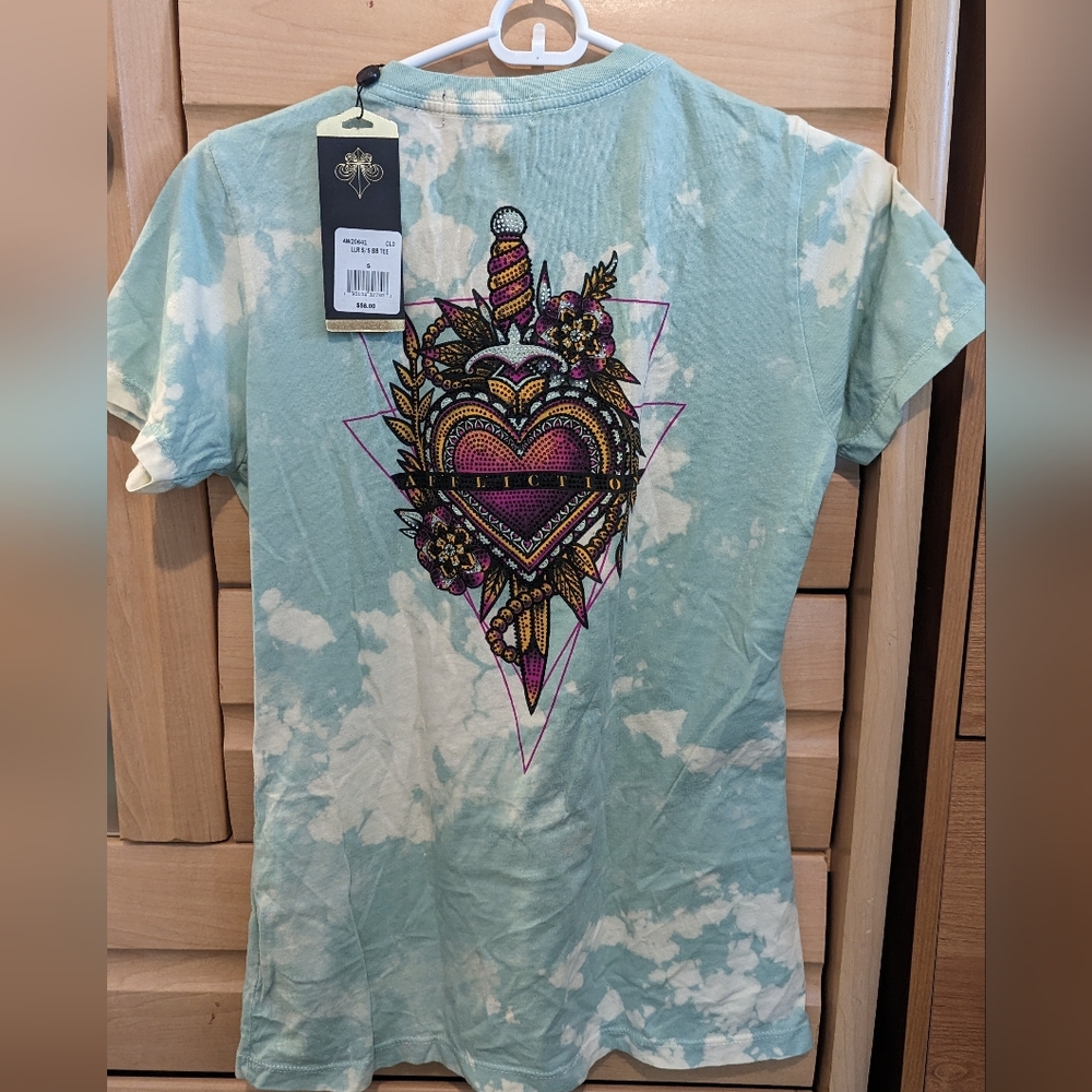 SALE Affliction blacklabel NWT fit a M,is a S beautiful wings heart rose dagger